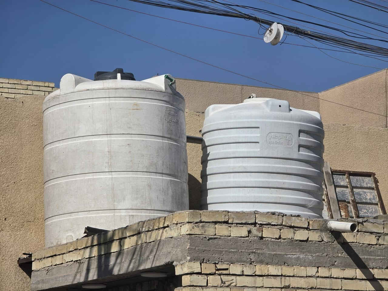 السلام عليكم محطة ماء للبيع كاملة 
تتضمن سنك وتانكيات ثنين واحد حجم 1000 والثاني 1500
المكان بغداد العبيدي الشهداء الاولى السعر على الخاص


**إذا كنت صاحب هذا الإعلان وتريد حذفه لأي سبب، رجاءا أرسل رسالة إلى الدعم الفني**