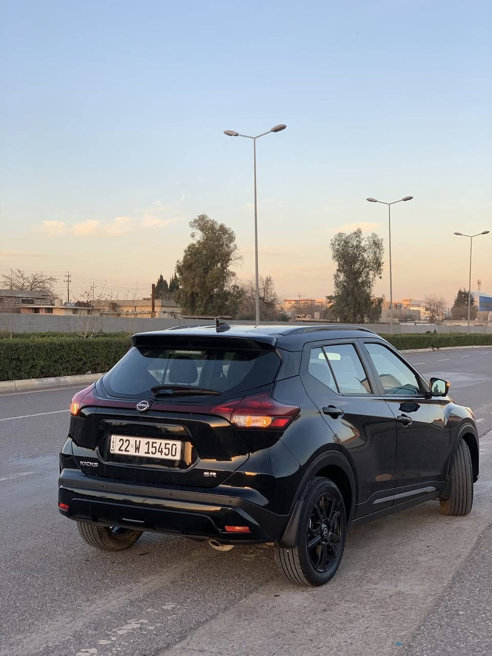 ( Nissan Kicks)  نیسان کیکس  ٢٠٢٤ 
فول فول مواسەفات  SR
١٠ هەزار رۆشتوە زۆر زۆر خاوێنە
چامرچ و نیو دەرگای سایەق سبووخە ئێرباگ بەس شان
رەقەمە و سەیارەکە جایزە
سحری ١٥١ وەرەقە و مەجالەکی تێدایە
شوێن هەولێر
*********** رەقەم 
وەتس ئەپ ڤایبەر
رەقەم شەنسی(3N1CPSDVORL543766)
