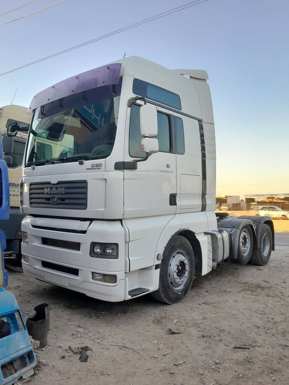 سلام عليكم للبيع مان تيكه مديل 2007سنكل أمامي ثابت مكينه انجكتر 430كير اوتوماتيك تبريد رتايدر هاف ثلاجه جوبلسات جديده باتريات جديده دبل تانكي   رقم ميسان سنويه لل 29 مربوطه براد شمتز مديل 2006سمك 5ارتفاع 265 تخم تاير دنكير رفاع جهاز سيمكس تو شاشه ميتين أوربي سله سبيرات صندوك عبار شاصي بس الركبه سياره جاهزه للشغل السعر 310او بيهه مجال مكاني بغداد للإستفسار الاتصال ***********
