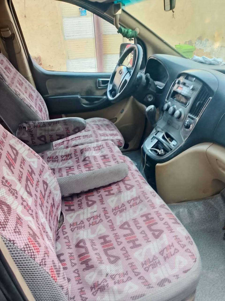 السلام عليكم استاركس موديل 2008 رقم بصره سياره مفتوح محور امسكر مكينه وكير مكفولات حداديه 70/100 السياره مبدل بيها 3قطع جنطه وباب وجامبلغ سنويه 27 راعيها موجود والسعر 125 وبيها مجال الإستفسار اكثر تواصل على الرقم ***********
