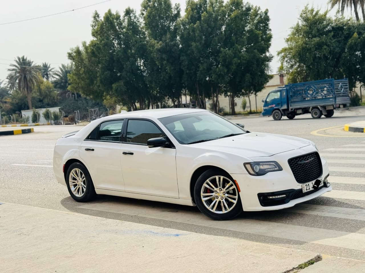 السلام عليكم
كرايسلر اوباما موديل 2021 S
وارد امريكي تو ويل 
فول مواصفات من عدا الفتحه 
رادار جانبي + هيتر بل مري
كشن جلد تطريز S + كهربائي 
بصمه ابواب 
شاشه كبيره 
محرك 6 سلندر 3600 
باقــي المواصفات معروفه S 
سياره رقم سليمانية   
حادثها باب مصلح وباب مبدل
   سياره جديده ✅ 
*********** للتواصل واتساب
