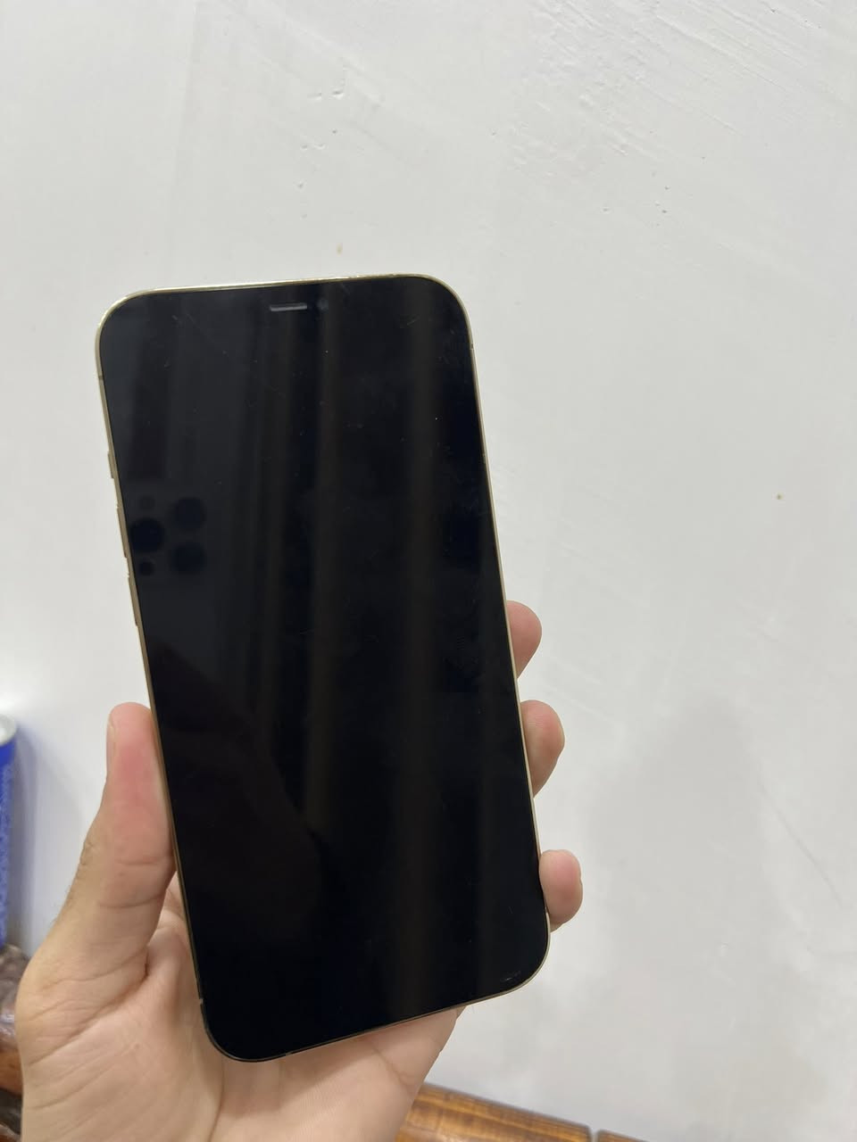 السلام عليكم متاح آيفون 12 برو ماكس جهاز نضيف فول مال بيت ذاكرة 256 بطارية 77 نموذج M شرق اوسط AAA ملحقات كامله كارتونه +كيبل شحن + كفر جهاز نضيف ممفتوح وتر فقط بي فطر بالضهر السعر ب450 و بي مجال قليل قليل مكاني ديالى بعقوبة ***********
