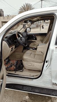 السلام عليكم
يوجد لاندكروز بريم للبيع موديل 2013 فقط بيع

لوحات رقم بغداد

والموصفات لاندكروز بريم 2013 معروفه شنو مواصفاته

ومذكور سوناره موجود بنشر

المكان بابل محاويل

سعر345$

 الاتصال على رقم ***********
