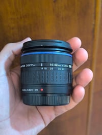 عدسة اولمبس • 14-42مم