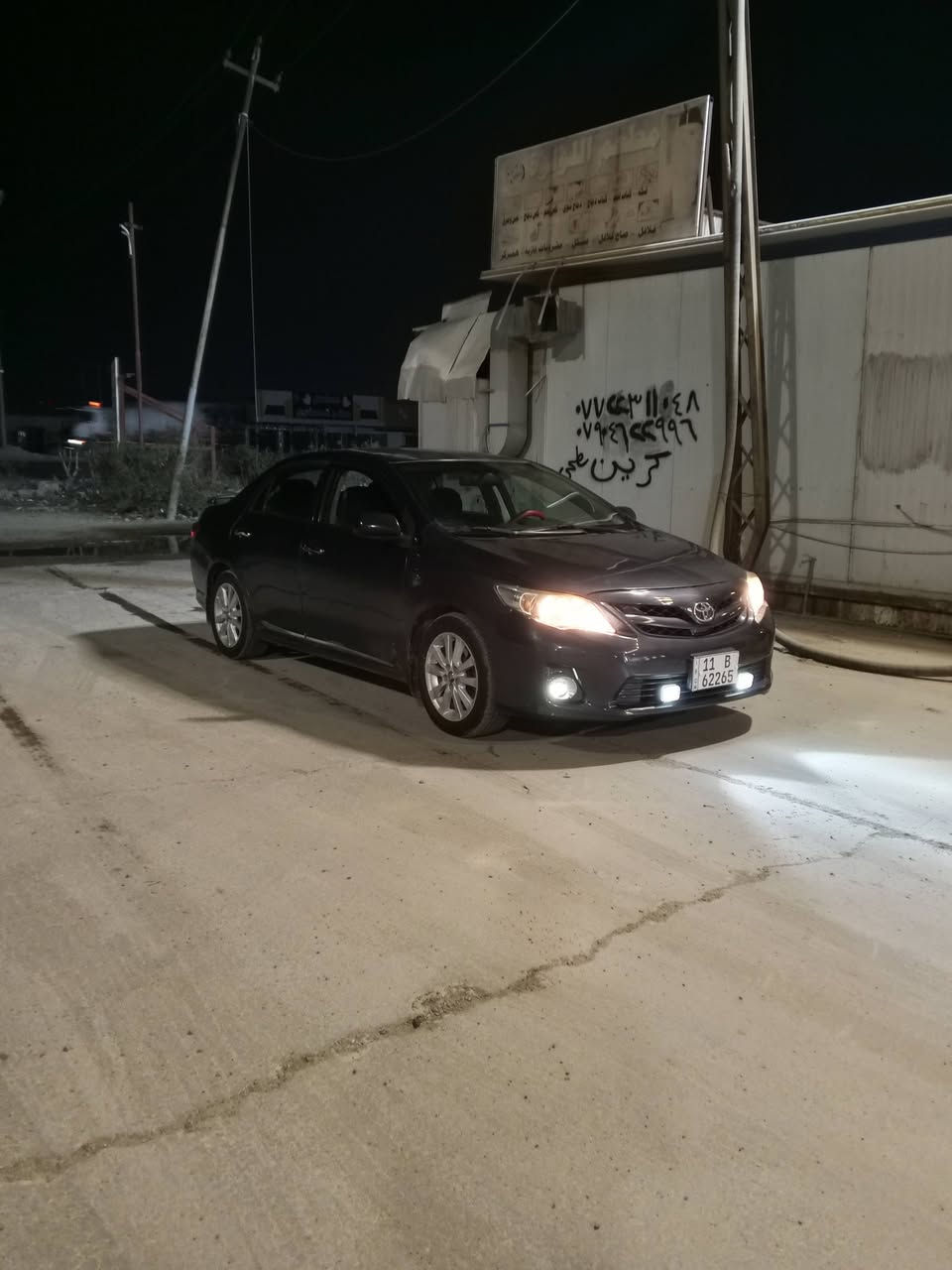 السلام عليكم كورولا موديل 2010 رقم انجليزي بغداد هزه جديده
السياره حلوه وكل نقص ما بيها وهذا السونار موجود بالصور بيها فقط ذني ثلاث قطع فقط تخم تاير جديد تبريد ثلج كير ومكينه خير من الله 
مكان السياره بغداد 
السعر 97 
رقم تليفون ***********
