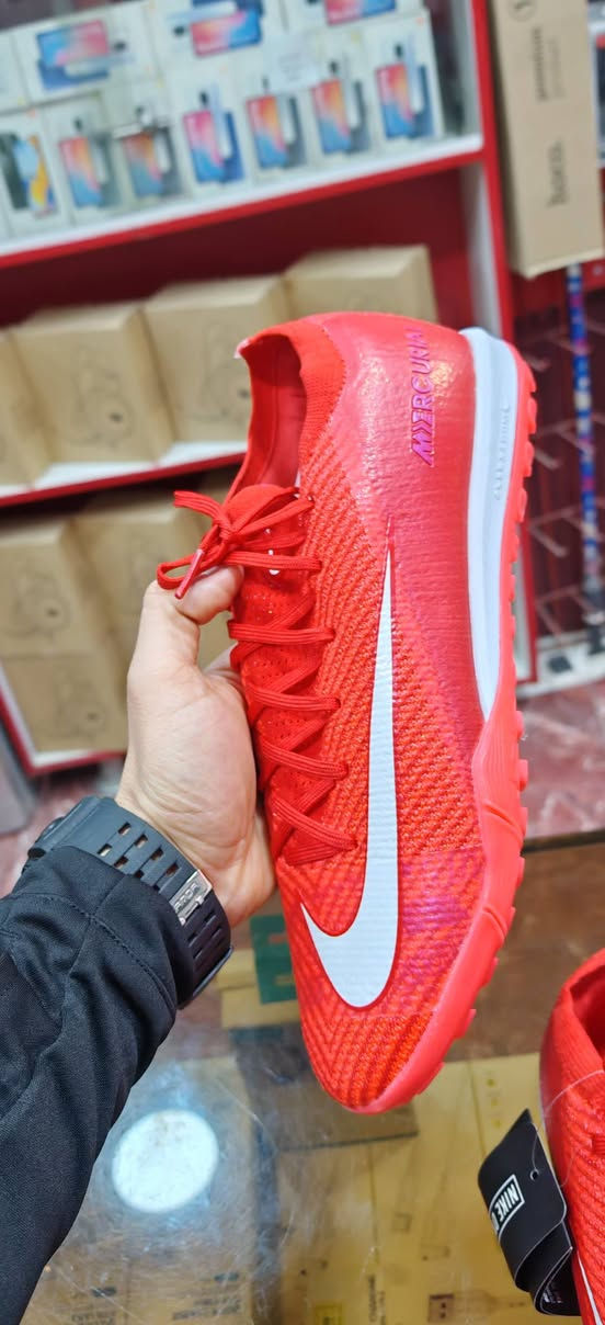 نايك استيراد خاص 
قطعه راقيه 
بدون وزن 
قياس 43 
انتاج حديث جدا فيتنام 
لايوجد توصيل 
كربلاء حي الحر قرب مجمع ليمونه 
راسلني ادزلك موقع


**إذا كنت صاحب هذا الإعلان وتريد حذفه لأي سبب، رجاءا أرسل رسالة إلى الدعم الفني**