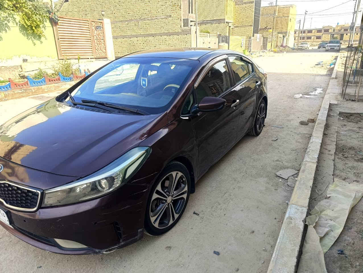 فورتي للبيع ٢٠١٧
ماشيه ٩٠٠٠ ميل 

السعر ١١٨ وبيها مجال قليل
***********
