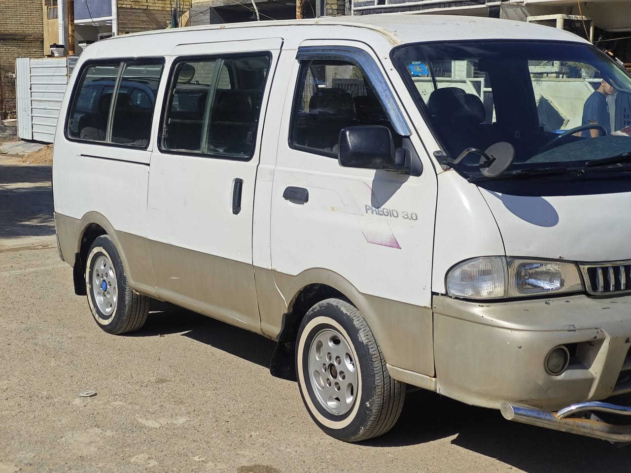 كيا بريجو موديل 2003 للبيع
السياره جديده وجاهزه على اخر حبايه شواصيها مكفوله
وداخلها كلش جديد وخارجها كلش حلو ونصبه السياره
تخم تاير جواها وكهربائيات جديده نكره سلف شغل واطلع
محرك فقط بي خيط تبخير والباقي مكفول

رقم انبار دولي باسمي تحويل مباشر مصفره هيئه وغرامات

📍الموقع بغداد حي الجهاد 

السعر مناسب جداً عند الاتصال 

وسبب البيع عدم التفرغ وياها خط مال طالبات بلاش التفيده السياره يتصل عليه واسف على الاطاله 
للاستفسار/ *********** واتساب او اتصال
