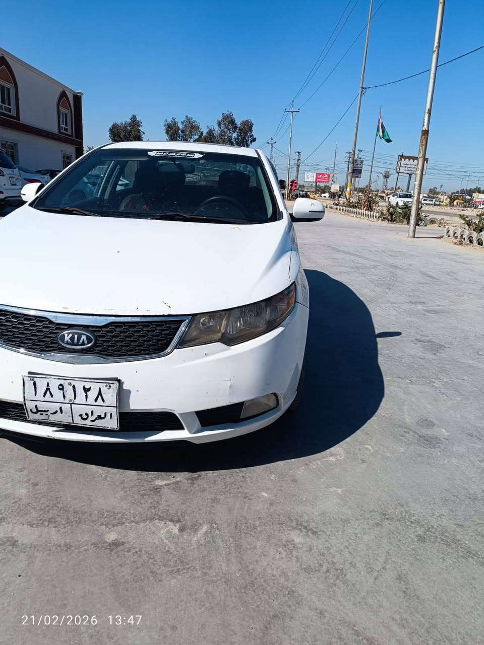 سيراتو11
بيه الباب الي خلف السايق تبديل
مكينه تبريد كير حداديه كفاله
بيه اشويه باردات شوف العين
سنويه ساقطه 
وكاله بسمي
المكان النجف السهله
السعر105أوبيه مجال
***********
