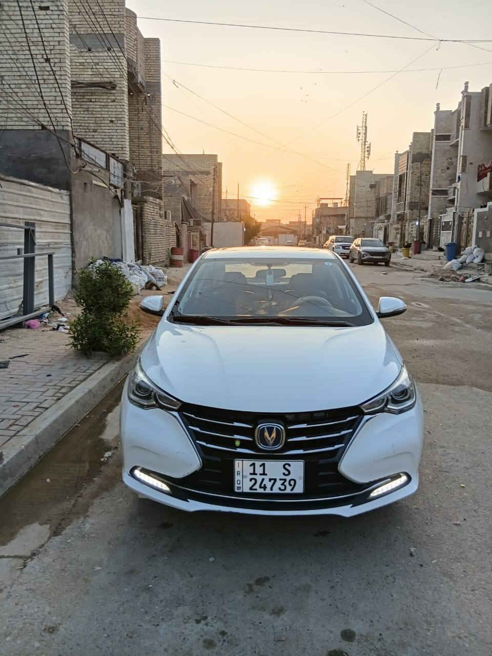 سلام عليكم عندي شانجان السفن 24 ريدهة 98وبيهة مجال***********
