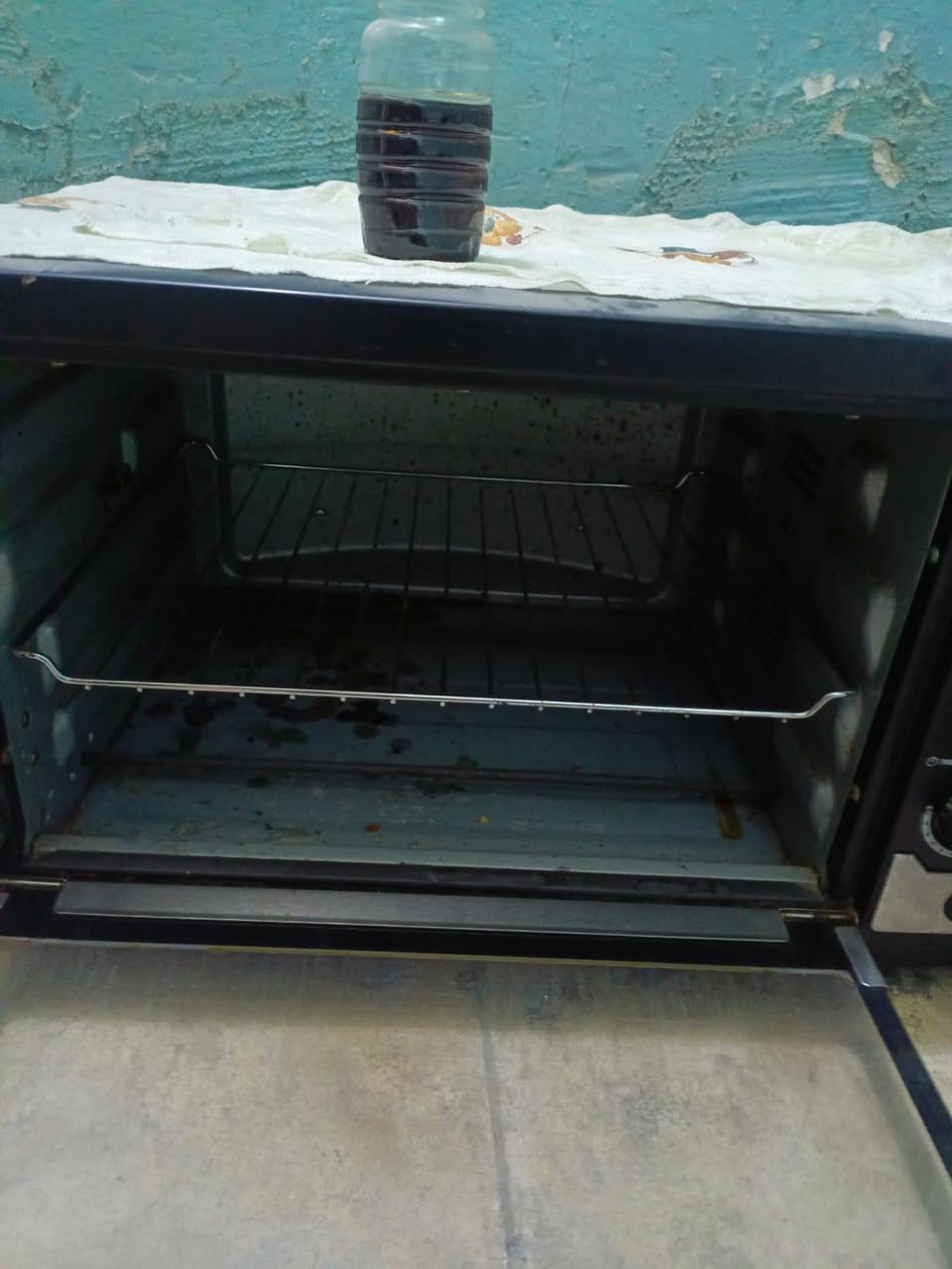 السلام عليكم غراض للبيع طباخ الريان مصري شغال نظيف جدا سعر ١٢٥ الف اوفن كهرباء شوي نضيف جدا سعر ٣٠ الف سخان الطحان ١٢٠ لتر مشتغل شهر جديد سعر ٩٠ الف ديوان شغل تزكام اسفنج اكسترا درجه اولى قماش اصلي خشب ممتاز سعر ٦٠٠ الف بغداد الكرخ الشرطه الخامسه


**إذا كنت صاحب هذا الإعلان وتريد حذفه لأي سبب، رجاءا أرسل رسالة إلى الدعم الفني**