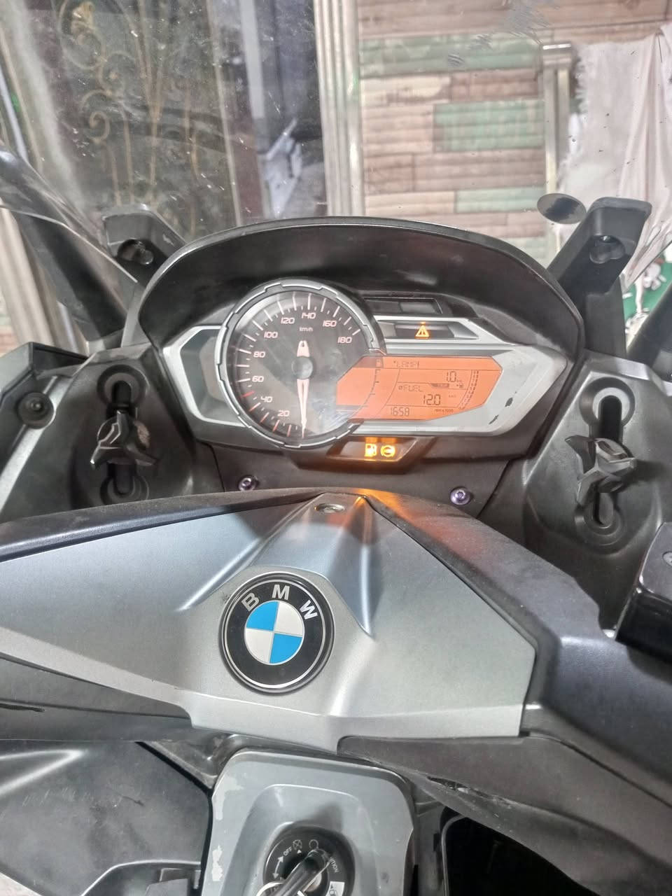 بيام 2018 فول مواصفات تتفه ايد أو كشن تتفاه المحرك 650  الماطور خير من الله أو ينباع رخيص بس علمود الوراق ضايعه مكان كركوك حي الخضراء السعر 18 ***********
