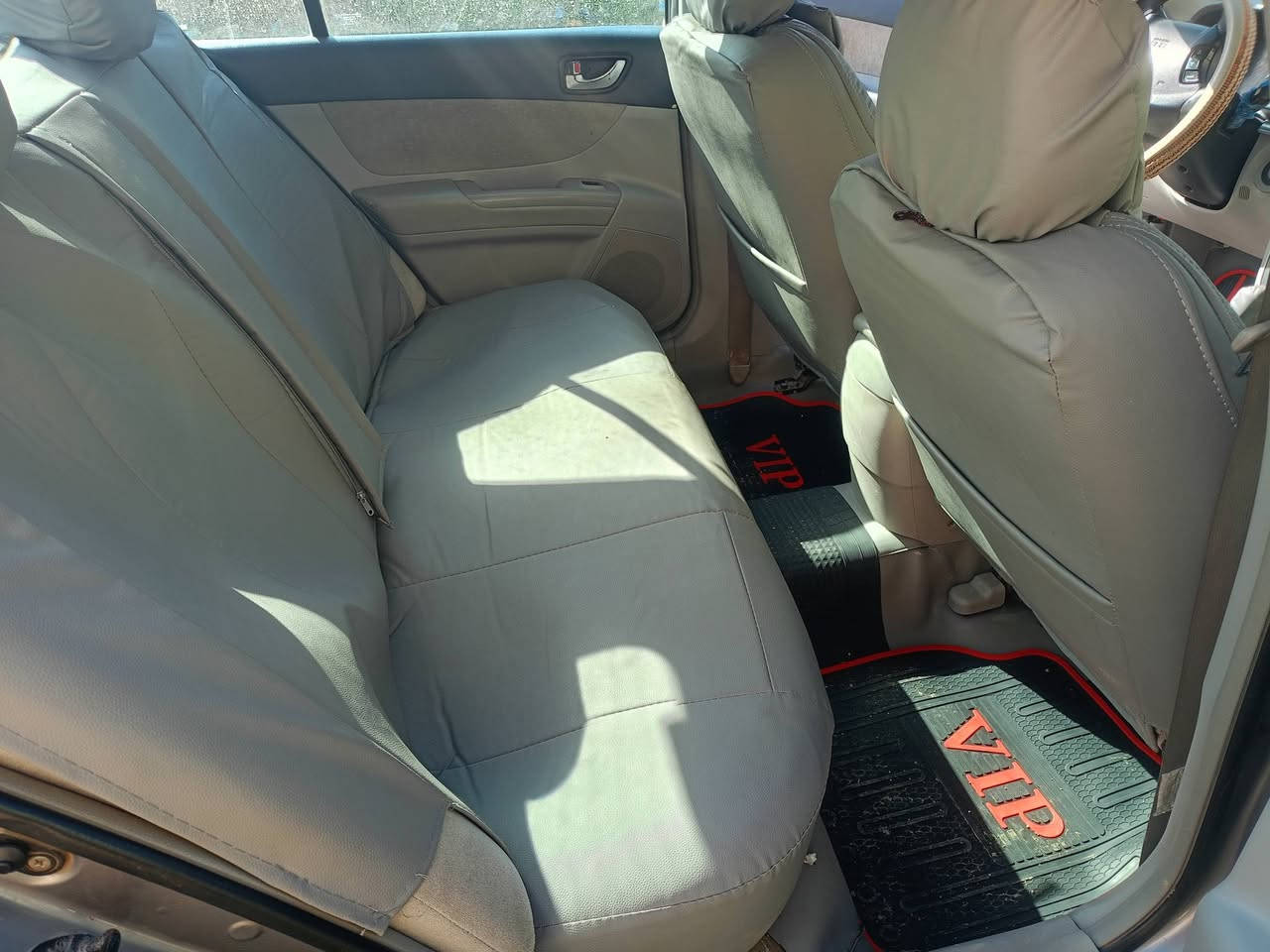 سونا 2007 6 سلندر ضررها جامروغ الخلفي فقط السعر 117 للاستفسار *********** المكان ديالى سراجق
