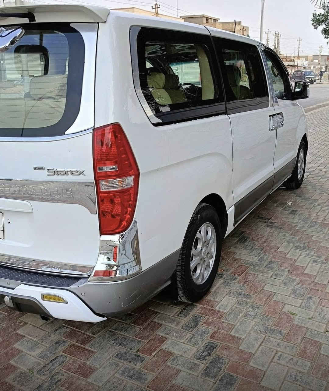 سلام عليكم ستاركس 9 مفتوح رقم بغداد الماني محرك كير اكسل حدادية شرط تتفئه تبريد سياحي بس بيهة قطعتين تبديل ابلادي نفس الون باب اسلايت خلف السائق والجنطه وصبغ نص الجامرلغ الخلفي عكس السايق شرط بدون دواخل فقط الباقيه كفاله سعر 135 بيه مجال صلاح الدين دجيل *********** شراي اتصل ودلل
