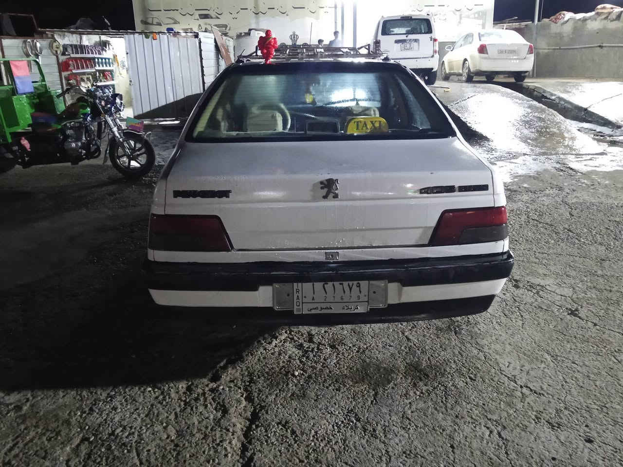 السلام عليكم بيجو 405 2009 مراوس بسياره 
سايبه العنده لايقصر اكون ممنون للتواصل الرقم ***********
