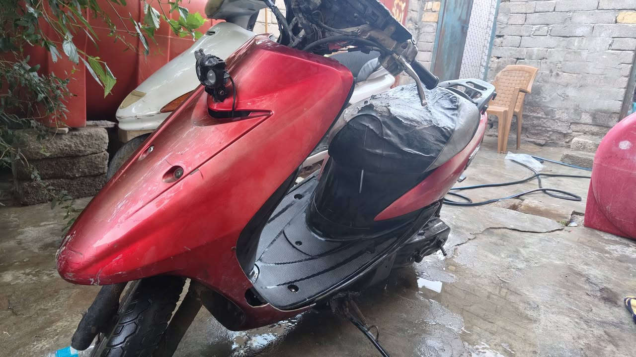 دراجة عصفوري رياضي 
مفتوحة ما مفتوحة ما اعرف 
يرادلهة ترتيبات تطلع سرعة 50 بالمشي
السعر 225 بيهة مجال بسيط 
العنوان قضاء المدينة قرية الخاص
للتواصل واتساب او الأتصال على الرقم 
***********
