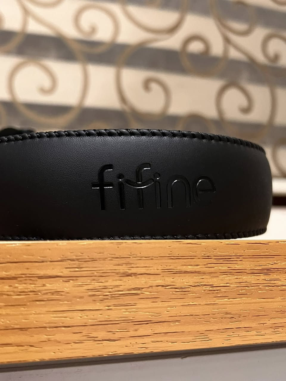متوفر جديد لوك ماركة fifine موديل H9 
سعر ٥٠ الف مع التوصيل 

FIFINE H9 Gaming Headset, USB/3.5mm Headphone with Microphone for PC Computer, Xbox, PS5/PS4, 330g Lightweight, 7.1 Sound, Volume Control for Gamer


**إذا كنت صاحب هذا الإعلان وتريد حذفه لأي سبب، رجاءا أرسل رسالة إلى الدعم الفني**