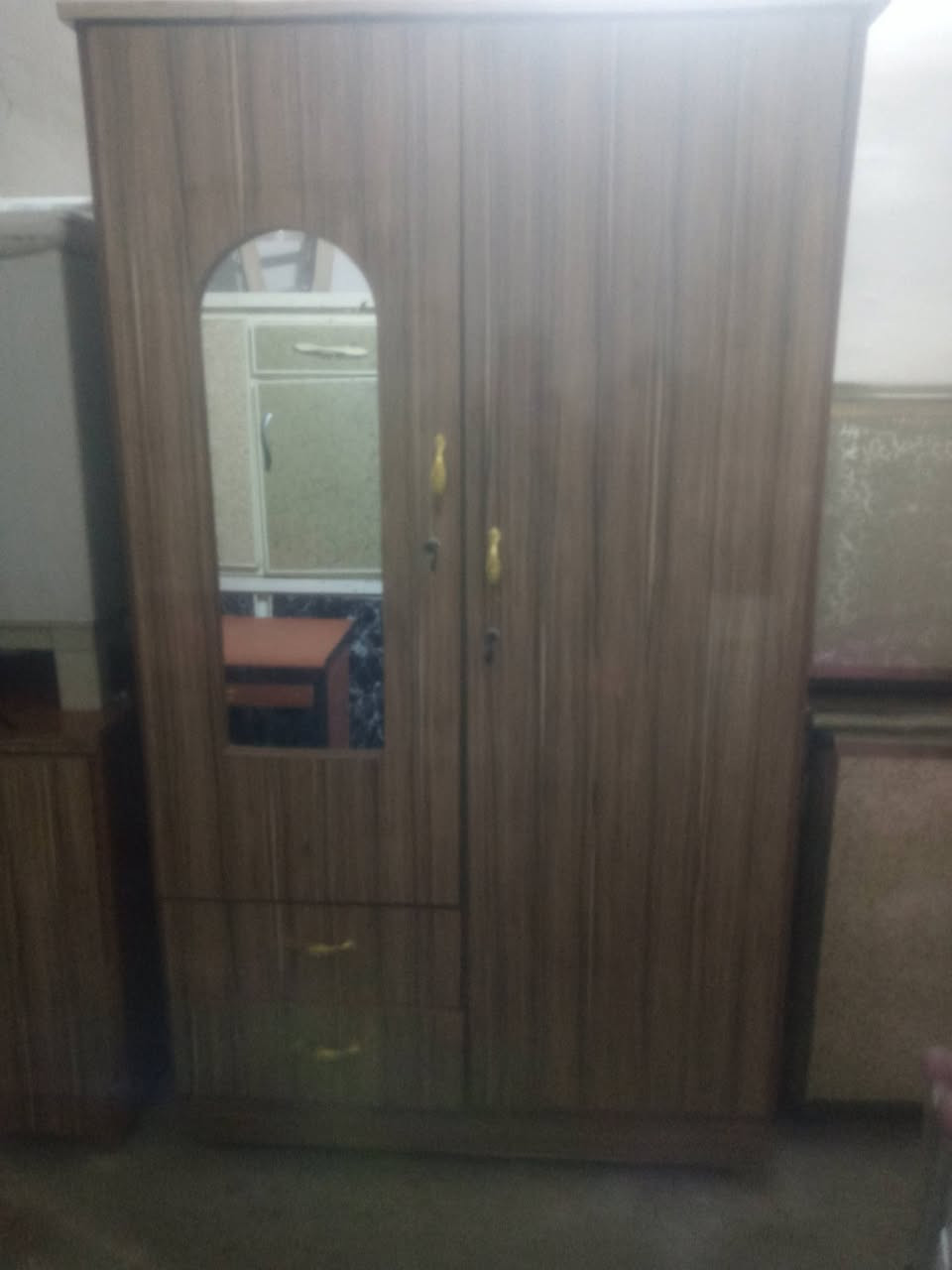 اغراض نضيفة للبيع عنواني كركوك اشتري وابيع اي حاجة منزلية اتصل***********
