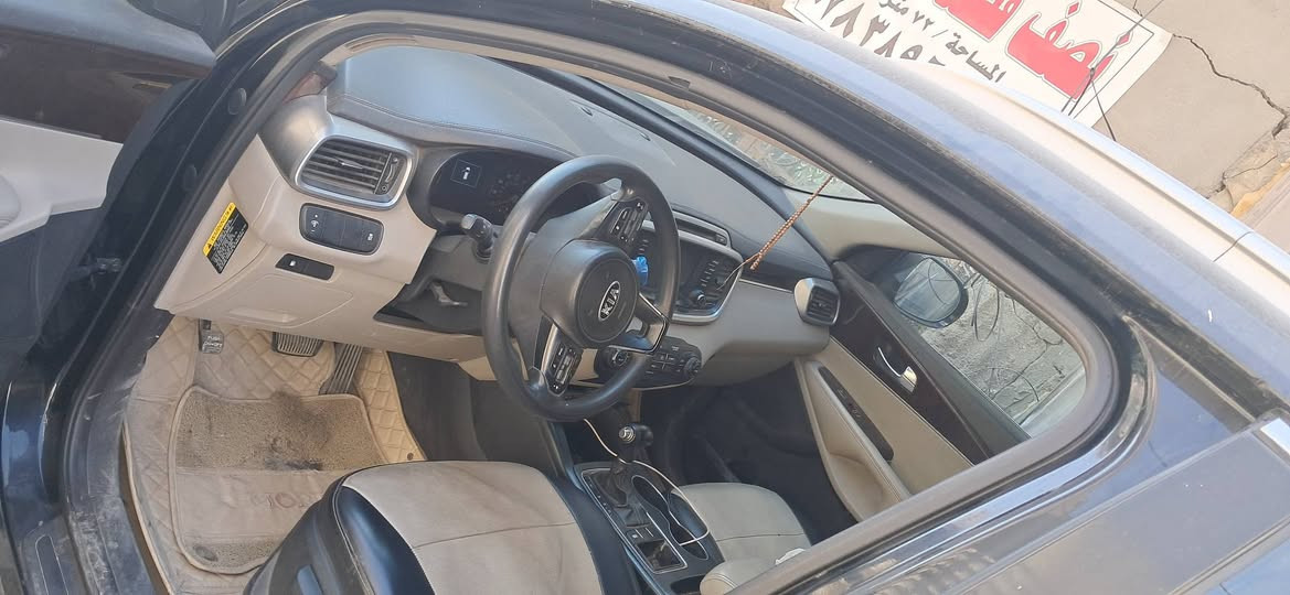 سورنتو ١٨ رقمهه بغداد مكينه ٢٦٠٠ سياره بدون بصمه وفتحه حادثهه سرقه بنيد وباب مبدله  *********** سعرهه ١٦٠ وبيهه مجال
