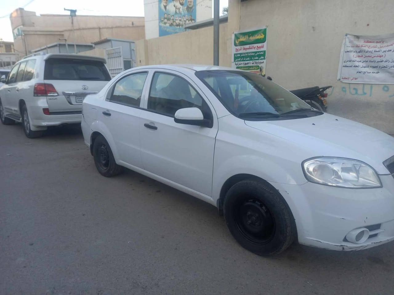 خليجي
موديل 2011
محرك 1500
كلشي كامل 
تبريد صدر تايرات 
الكشر اكو طخات
***********
