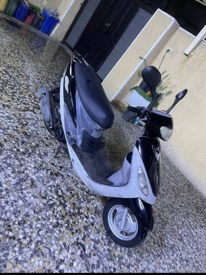 سلام عليكم شباب دراجه ماكس منغولي كامله من كلشي دراجه شغل واطلع التواصل ع الرقم ***********
