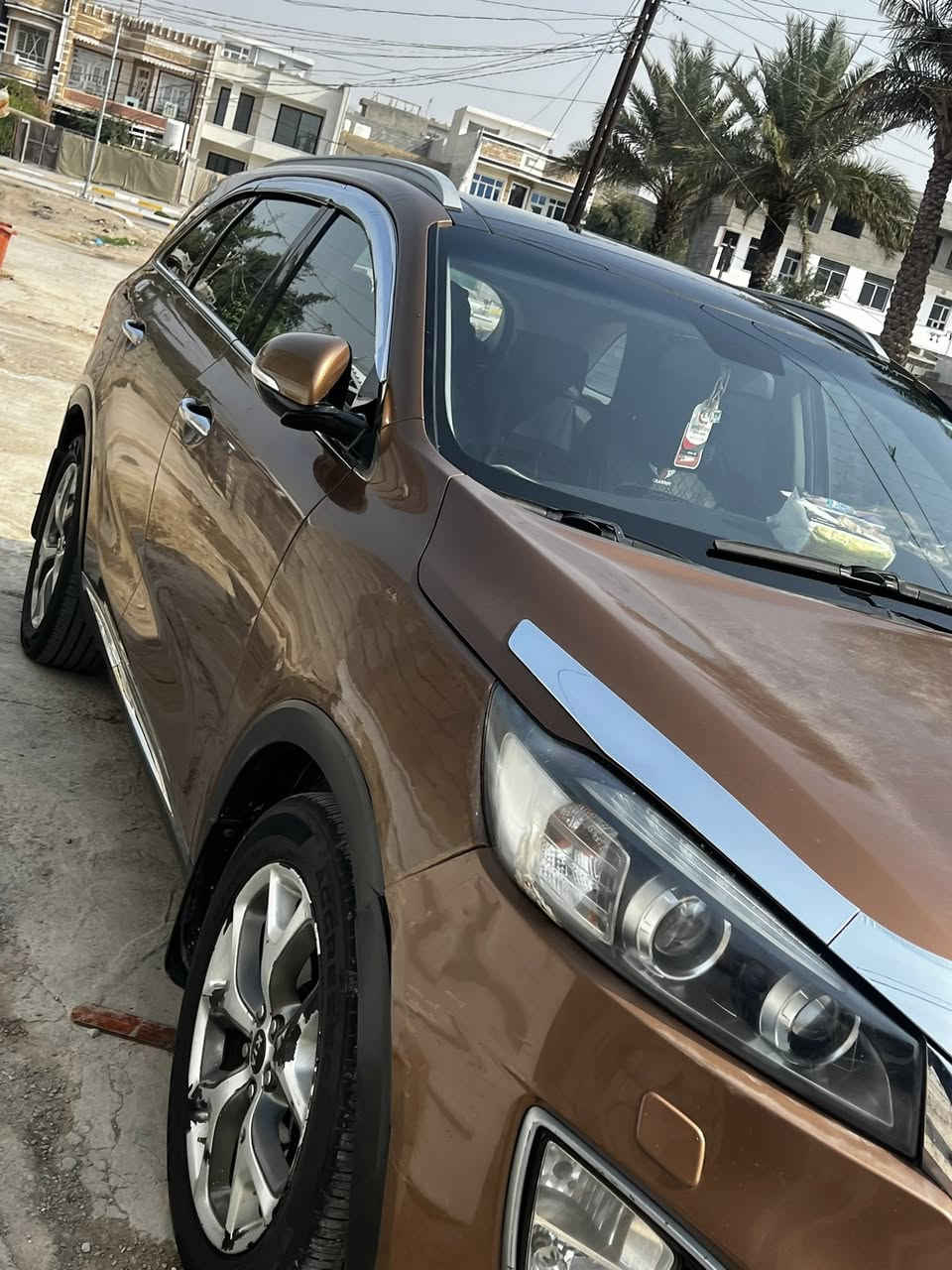 السلام عليكم سورنتو البيع او مرواوس   .. كيا سورنتو 2015 شكل 16 خليجي 1/1 رقم سليمانيه بسمي فول موصفات ومعروفه موصفات الخليجي 6 سلندر مكينه وكير بشرط لون مميز حداديه كفاله عامه تخم تاير سياره مناقصها كلشي 
رايدها ب188 وبيها مجال مكان السياره ديالى بعقوبه  اي استفسار ع هذا الرقم ***********  
السونر مرفق بلمنشور
