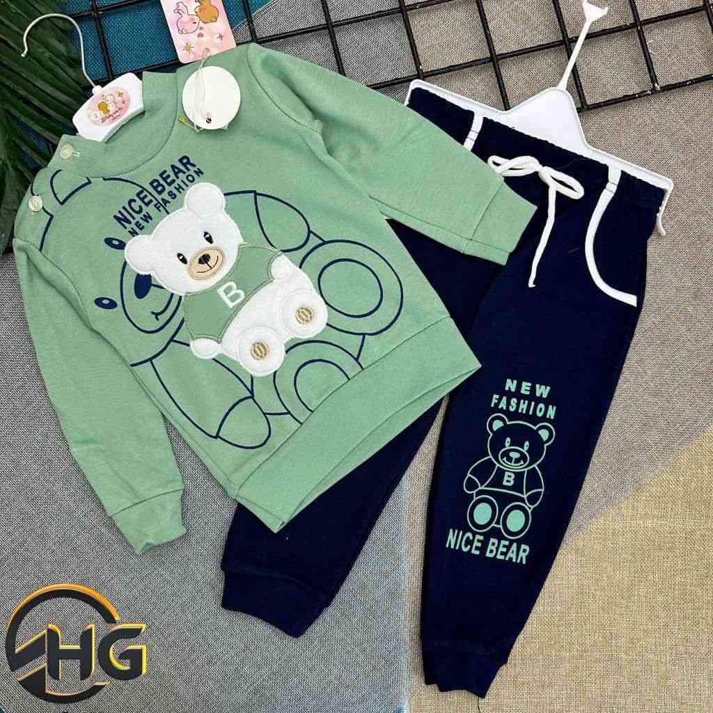 😍😍😍😍😍
للشباب الصغار 
طقم بيجاما 
قطعتين 
قطن ممتاز 
الوان مميزة 
قياسات 
من ب ب ل سنة


**إذا كنت صاحب هذا الإعلان وتريد حذفه لأي سبب، رجاءا أرسل رسالة إلى الدعم الفني**