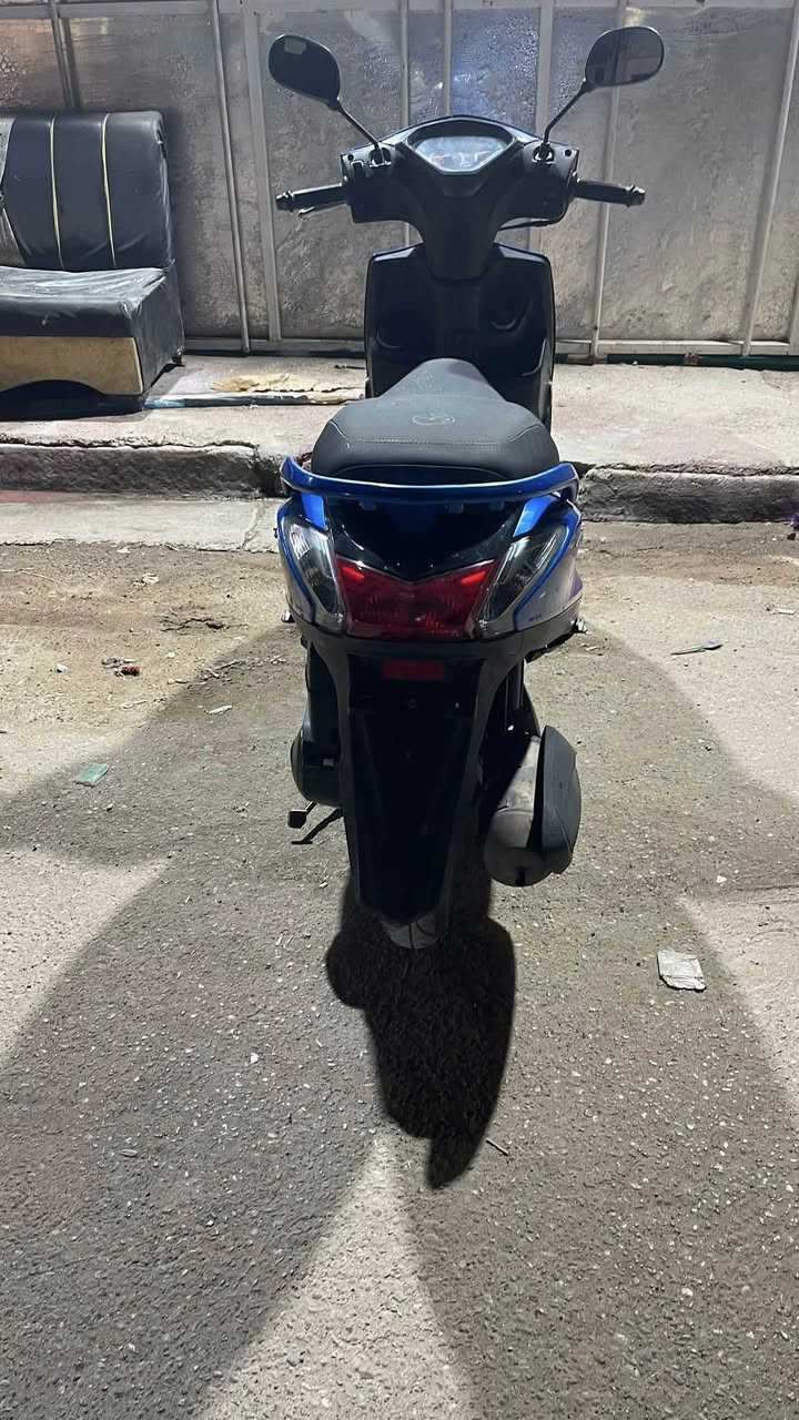سلام عليكم
دراجة الكزز جديد البيع سعر
مليون 250 
العنوان بغداد الشعب 
متواجد  على راقم  
***********
