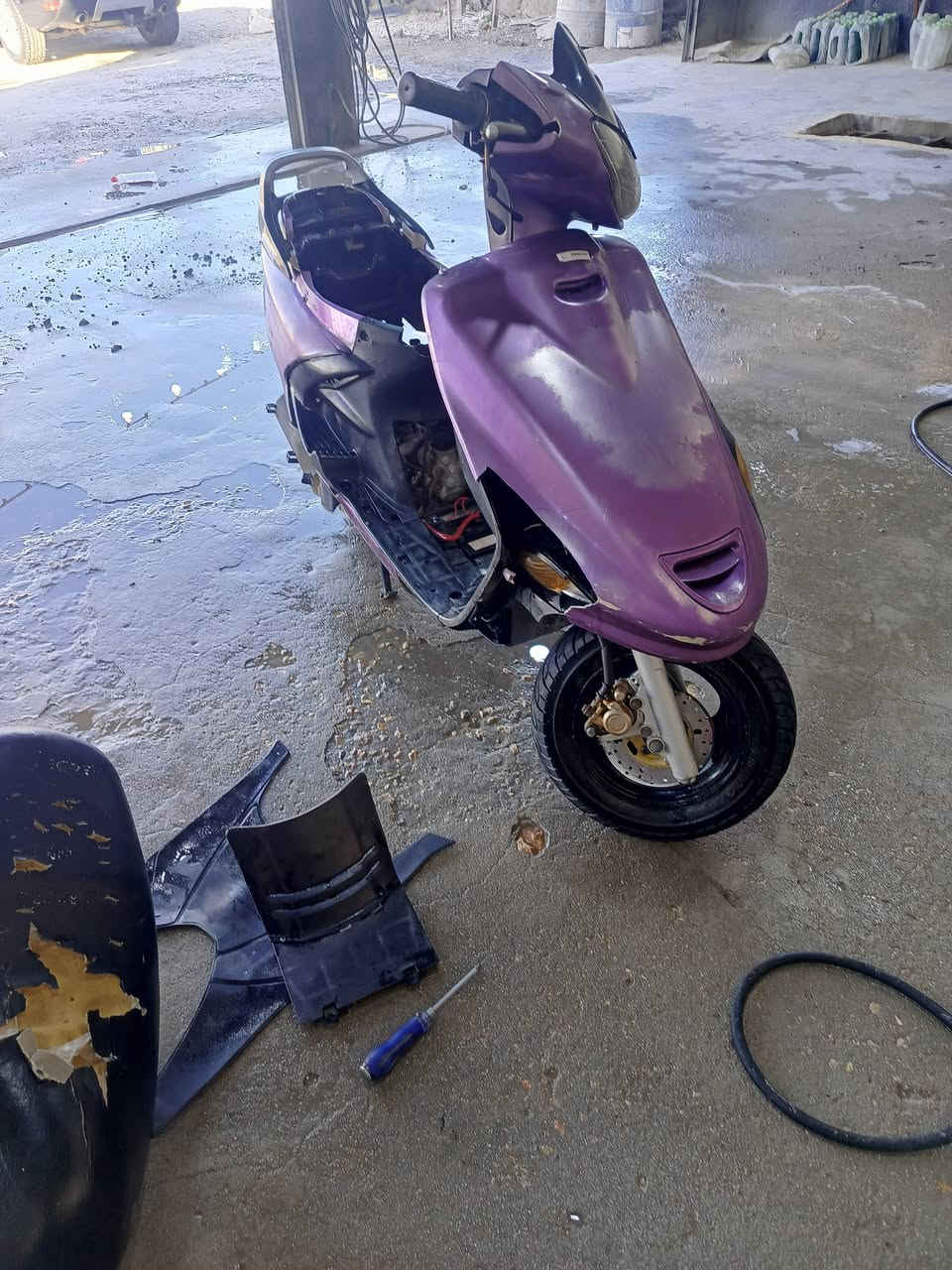 سلام عليكم فراشه البيع فحل عوزهاباتري وبريك السعر 250وبيه مجال النجف بشارع مجمع بيتي ***********
  ***********
