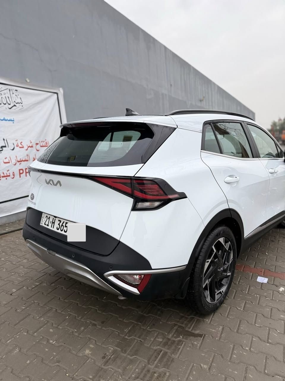 بسم الله الرحمن الرحيم 🤲
كيا سبورتج 2022 خليجي وكاله شركه NIM فول مواصفات ((واحد على واحد ))

ماشيه 57 الف كيلو فقط رقم سليمانيه باسمي  السياره كفاله عامه  عدا تكحيله كارت بل دعاميه صغيره و رصعه  مال شارع بل باب مسحوبه BDR السياره مكفوله من الصبغ و الفتح و البارد و التبديل و السونار مرفق مع الصور السيارة كير ومكينه كفاله السياره جديده بمعنى الكلمه سبير منازل بصمات 2 

مواصفات السياره :🏎️

بانوراما ✅

كرسي كهرباء 🪑

تدفئ كراسي ♨️

هيتر ستيرن 🔥

جنطه كهرباء⚡️

دخول ذكي ✅

تشغيل عن بعد 🚀

ويل حجم ١٩ 🚗

داخليه لون بيج ⚪️

لايت + بك لايت لد 🔦

نقطه عمياء 👉🏻

اشيار في المرايا + مرايا كهرباء 🚨

اربع انضمه قياده eco/normal/smart/sport☠️

حساسات اماميه 

حساسات خلفيه 

كاميرا خلفيه 📷

شاشه اصليه نفكيشن 📍

لايت زنون مع عدسه دواره 🔦

لد نهاري 

محرك ٢٠٠٠ دوش 

تحكمات ستيرن ✅

قطعتين تبريد ❄️

سايد بريك كهربائي ⚡️

اوتو هولد 🔥

تثبيت مسار 😍

شباك بيانو بلاك 🖤

كشافات ضبابيه 🚨

شفتات ستيرن

شاحن واير ليس 🔌

تبريد شاشه ❄️🧊

 

هواي بعد مواصفات مامذكوره 👍🏻🏎️

مكاني بغداد 

سعر السياره💸 222  ورقه وبيه مجال 

لاستفسار 📞☎️ ***********
