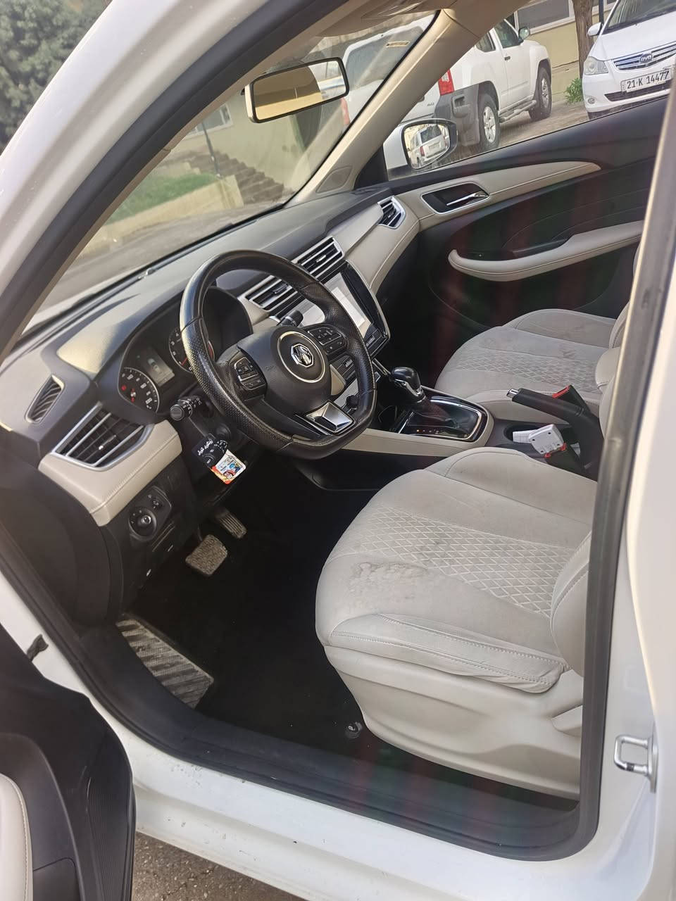 MG 5 comford 2022
50000هەزار ڕۆشتووە سۆنەریم داناوە نرخی 98گەڵا.


**إذا كنت صاحب هذا الإعلان وتريد حذفه لأي سبب، رجاءا أرسل رسالة إلى الدعم الفني**