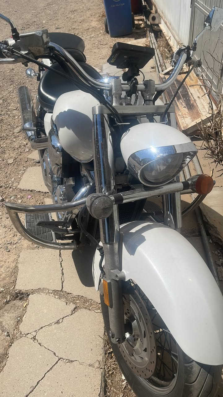 سلام عليكم
دراجه vtx1300 لبيع 
الدراجه جديد ماشيه 21 الف شكله احلى من الصور بهواي 
مكاني بغداد جميله 
*********** هذا رقمي وبي واتساب اتصل وادلل 
السعر 42 ورقه وبيه مجال بسيط
