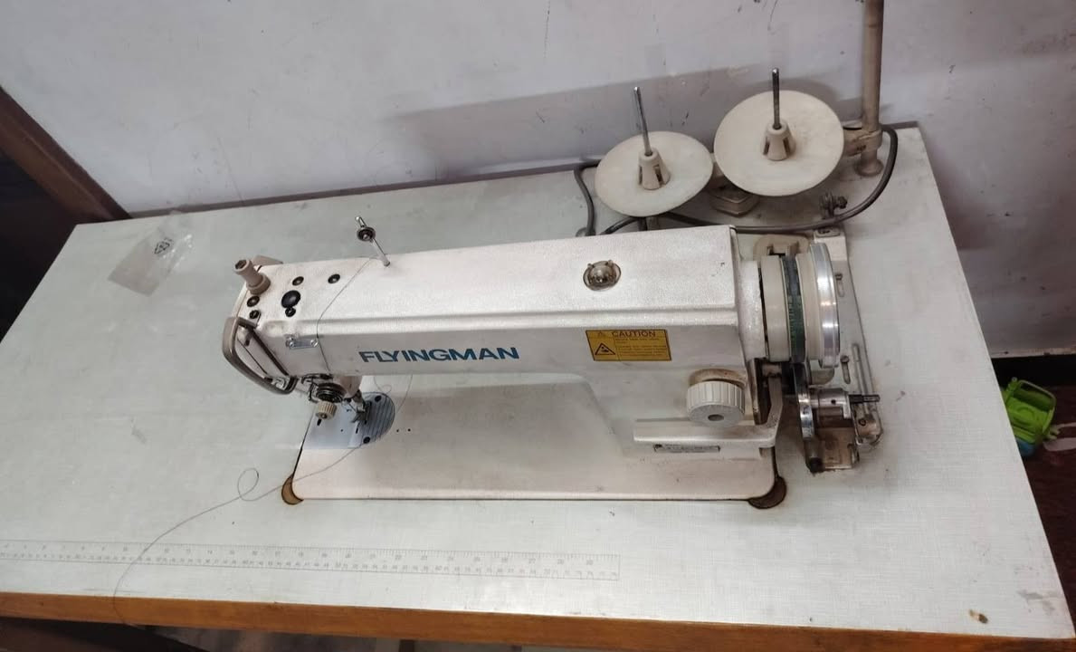 مكينة خياطة صناعية
سعر الشراء ٦٠٠ الف
سعر البيع ٣٠٠ الف
مكاني بغداد
يوجد خدمة توصيل


**إذا كنت صاحب هذا الإعلان وتريد حذفه لأي سبب، رجاءا أرسل رسالة إلى الدعم الفني**