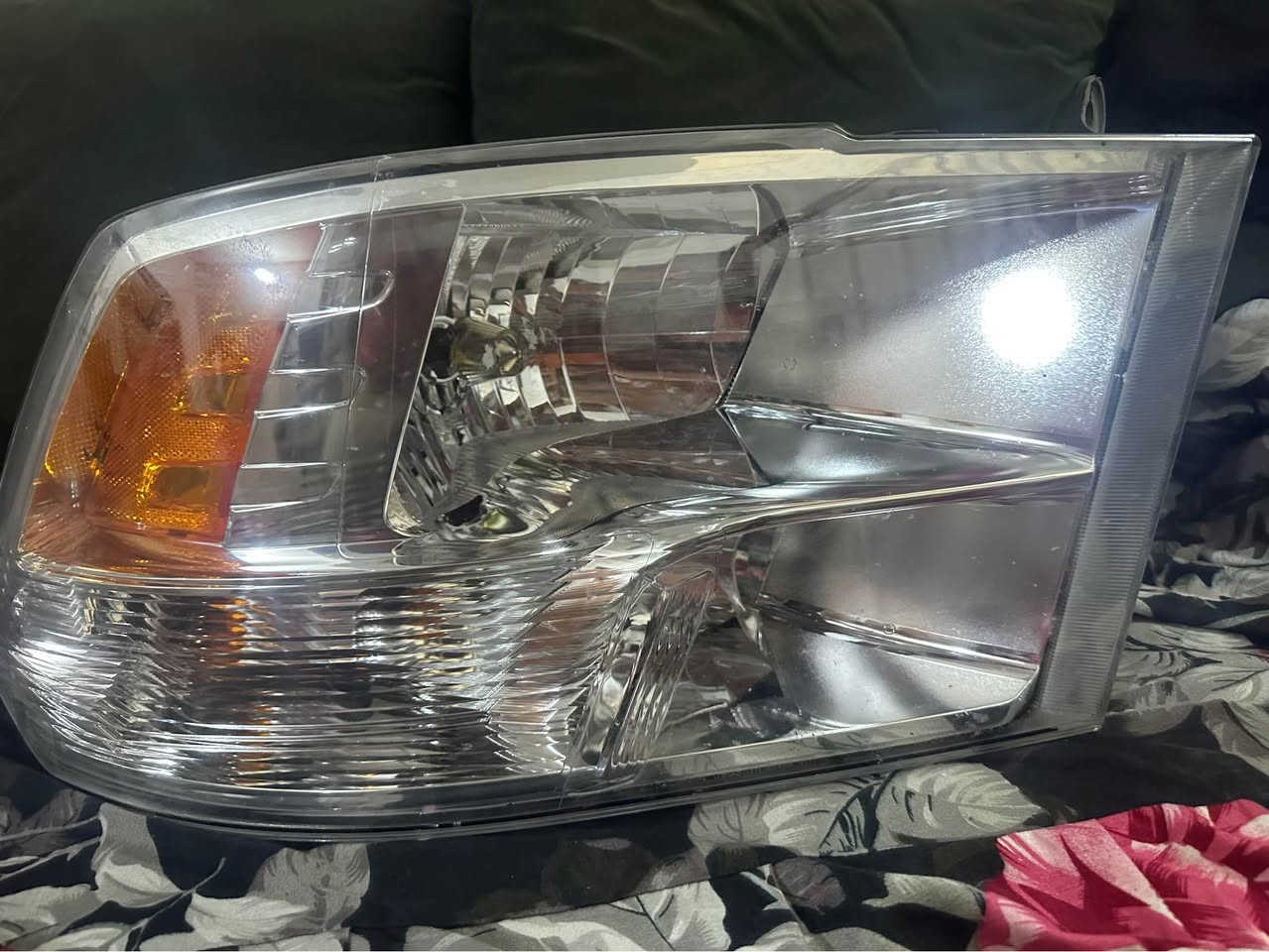 السلام عليكم لايت دوج رام كلاسك اصلي السعر ١٠٠ الف نهايته للاستفسار *********** بغداد, العراق
