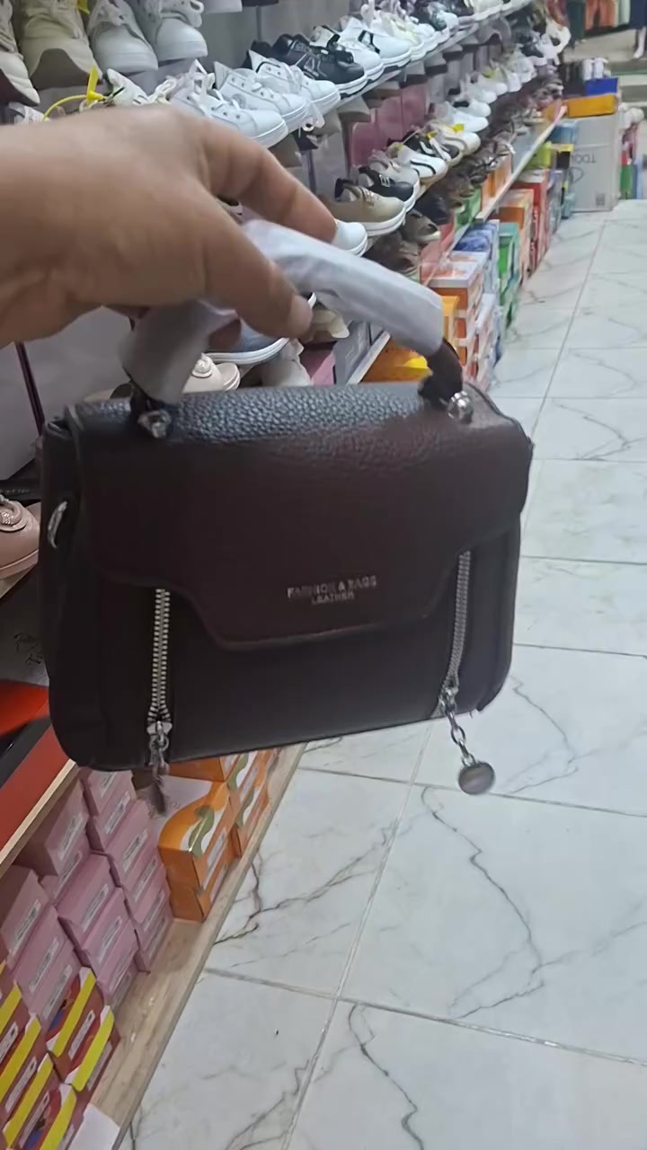 السعر  15000

🚚التوصيل //  يتوفر توصيل لجميع محافظات العراق 🚚
✋️✋️مجمع النزاكة للابسة والاحذية والحقائب النسائية والاطفال ✋️✋️
💝💝 العنوان // شارع صياغ الذهب فرع حسينية شيخ كريم 💝💝


**إذا كنت صاحب هذا الإعلان وتريد حذفه لأي سبب، رجاءا أرسل رسالة إلى الدعم الفني**