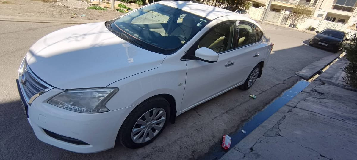 نيسان سنترا خليجي رقم اربيل بسمي موديل 17 بيها 3 قطع صبغ بدون دواخل أثر شخط بابين وجاملغ السياره تخم تاير باتري جديد تبريد ثلج 
ادامه  دهن گير حساسات خلفي ماشيه 109الف
 السعر خاص خابر وتدلل *********** مكاني سامراء
