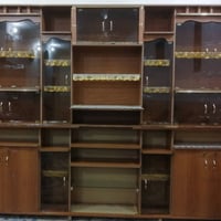 معرض • ميز • خزائن