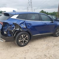 سبورتج موديل ٢٣ فول عدا الفتحه حادثها  جاملغ خلفي فقط  رقم بغداد تحويل...