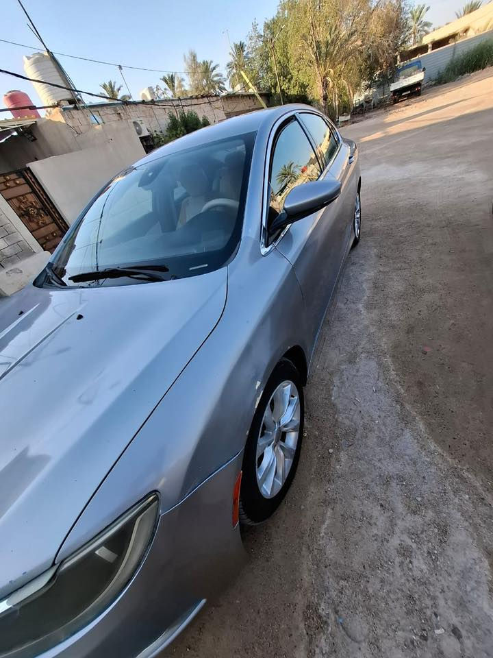 موديل 15
محرك 6 سلندر 
رقم ذي قار اوربي بأسمي 
شاشه كبيرة 
شفتات استيرن
خزن ميموري 
كير سبورت

كفاله محرك وكير وحدادية وتبريد 
بيه ضربة بجم يعني صبغ مدكرين وبنيد الباقي كفاله السيارة حلوه ومابيه نقص بيع فقط بدون مراوس 
السيارة بأسمي ورقم اوربي وسنوية لل2028
مكاني البصرة السعر 87

للاستفسار ‭0786 719 9259‬
