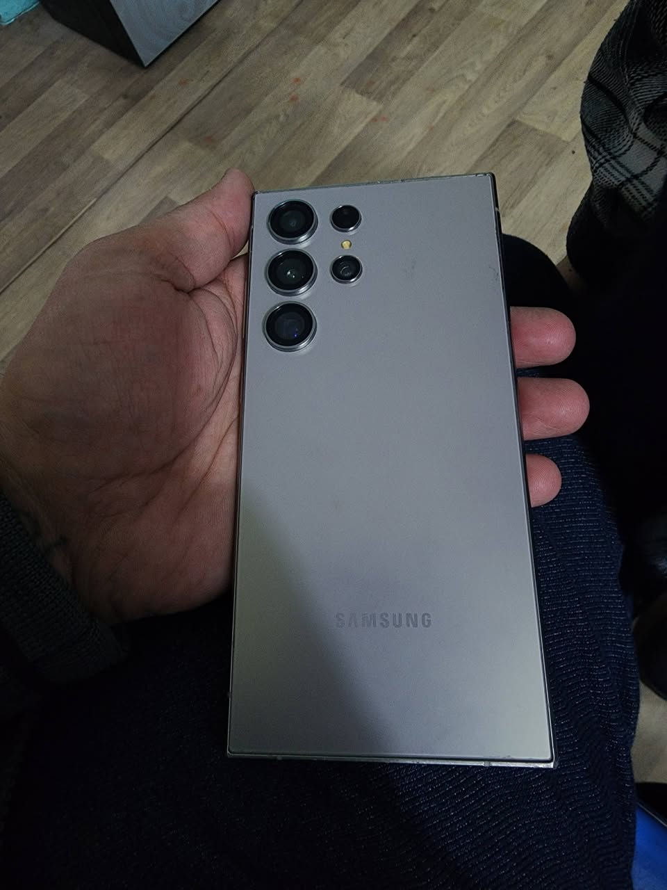 بسبب الوعود الكاذبه اعيد النشر
سامسونك الاترى 24 الجهاز كامل ملحقاته  بعده بالضمان مالته كامره عاطله ومبدل الضهر مالته وقلم ماكو وكلشي موضح بالصور 

مكاني بغداد جسر ديالى القديم 

السعر ٦٥٠

***********
