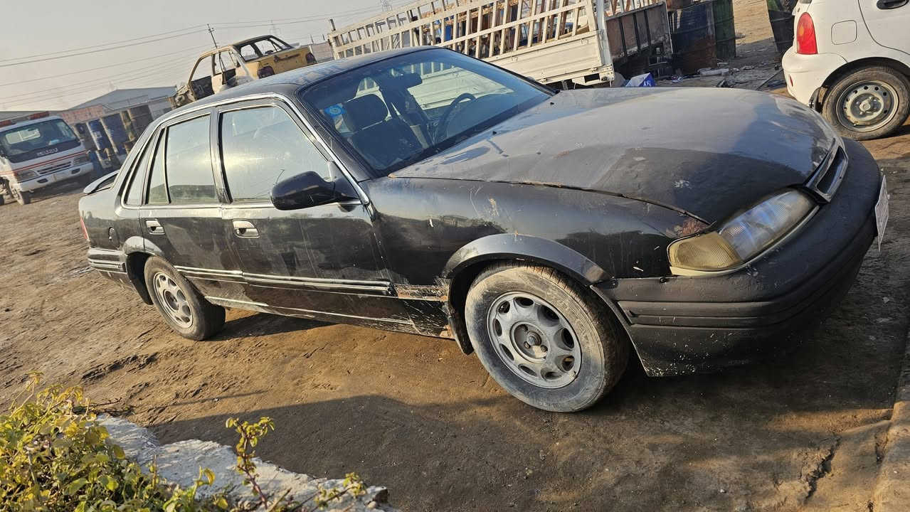 يالله
برنس للبيع 
موديل ١٩٩٤ بغداد الماني تحويل ثاني 
كير اوتوماتيك + محرك. خير من الله 
السيارة مثل ماموضح بلصور خارجها 
مكاني بغداد جسر ديالى الجديد 
السعر : 22 بيه مجال قليل 
هاتف ***********
