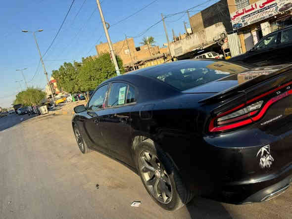 السلام عليكم
جارجر sxt موديل ٢٠١٧ 
وارد امريكي حادث جاملغ وباب 
وحادث بالعراق جاملغ وباب اماميات 
بدون دواخل 
السياره كير مكينه تبريد صدر جاهزه 
ماشيه ١٢١ الالف 
السعر 172 قفل قفل 
مكان السياره الحريه الدولعي اي استفسار ع هذا الرقم ***********
