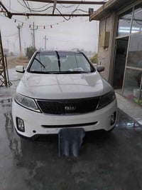 سياره سورنتو للبيع مديل ٢٠١٥ نظيفه جدا فول مواصفات ماعدا فور ويل لون ا...