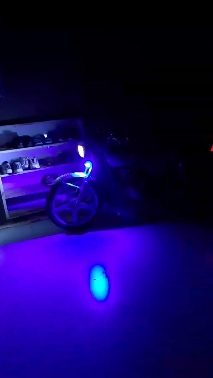 دراجه بارت 200cc خمسة گير موديل 2020 دراجه نضيف شلعه حلوه ومعدل كهربائيات كله شغال نگره سلف مكانه حي بدر سعر 500 وبي مجال / رقم *********** موجود فقط واتساب
