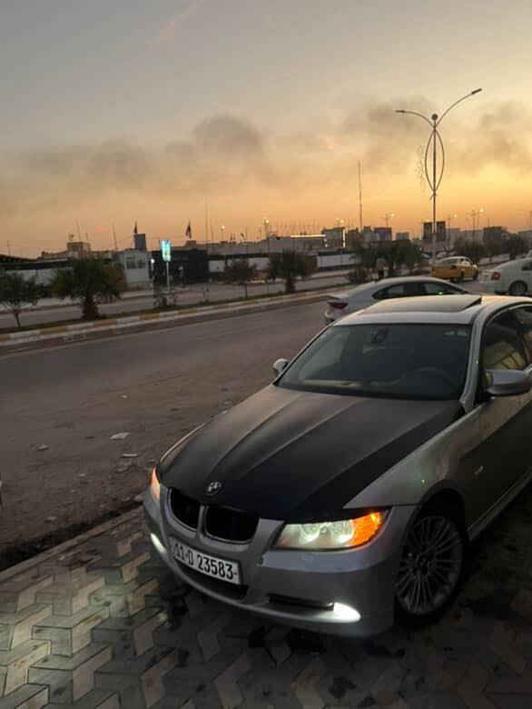 السلام عليكم للبيع ..
E90 

2009 محدثة 2011 

‏V6 مسكر n52 

نوزل قصير 

فتحة سقف 

ماشية 220000 

سعرها 86 وبيها مجال مشروع وطني تحويل ثاني يوم 

وارد امريكي  ضربتها جاملغ السائق معجون وصبغ

متواجد *********** مكان السيارة (( ناصرية ))

—

شادلها

..

راديتر

تايرات اثنين

واتربم

فيتبم ومصفى

هيدلايت الامامي جديد

فالفوترونيك

تخم بلكات

تخم مجاول

اكسل

مشط ستيرن

دبة ماي

ولف حماوة

جاينات الماي كلها بدلتها

دسكات

حساسات ABS

ضاغطة قايش

باتري جديد

لايت زنون

لاجكتور زنون
