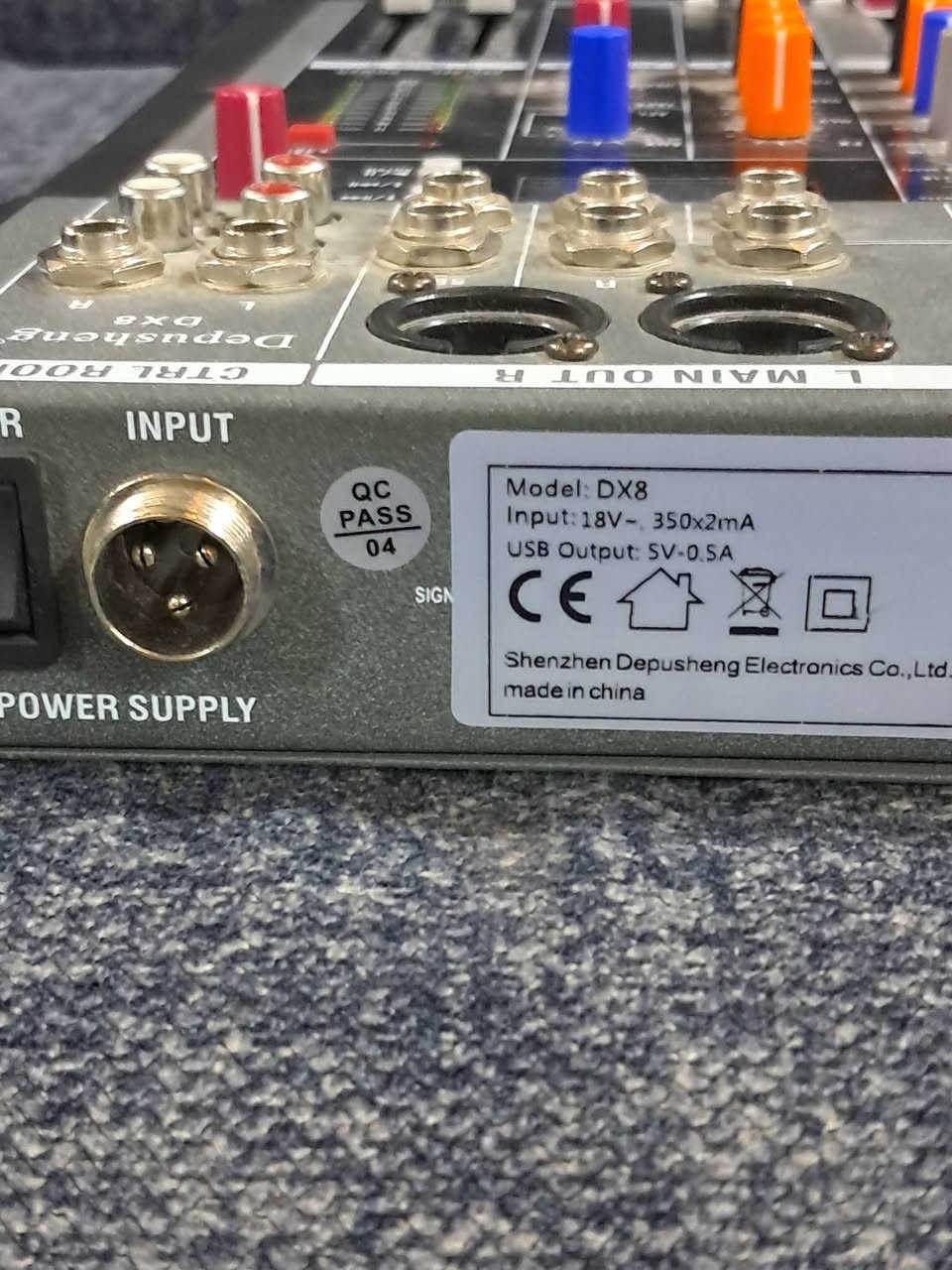 بعد اذن المسؤلين مكسر Depusheng  DT8 
للبيع ٧٥ الف جديد للتواصل واتساب ***********
