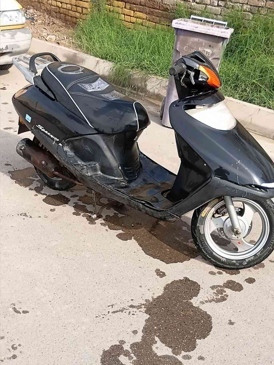 دراجه البيع  سعر ٣٠٠كوت ***********
