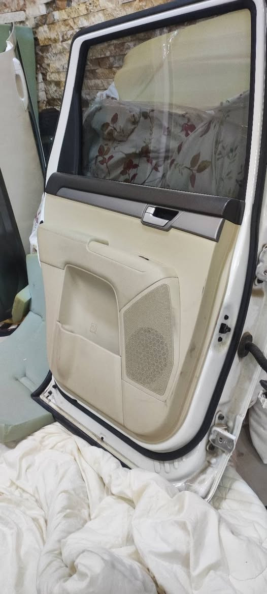 تم وصول أربع ابواب خليجي لون ابيض+دوسات جانبيه 4+باور ستيرن+سفيفة باب خلفي ***********
