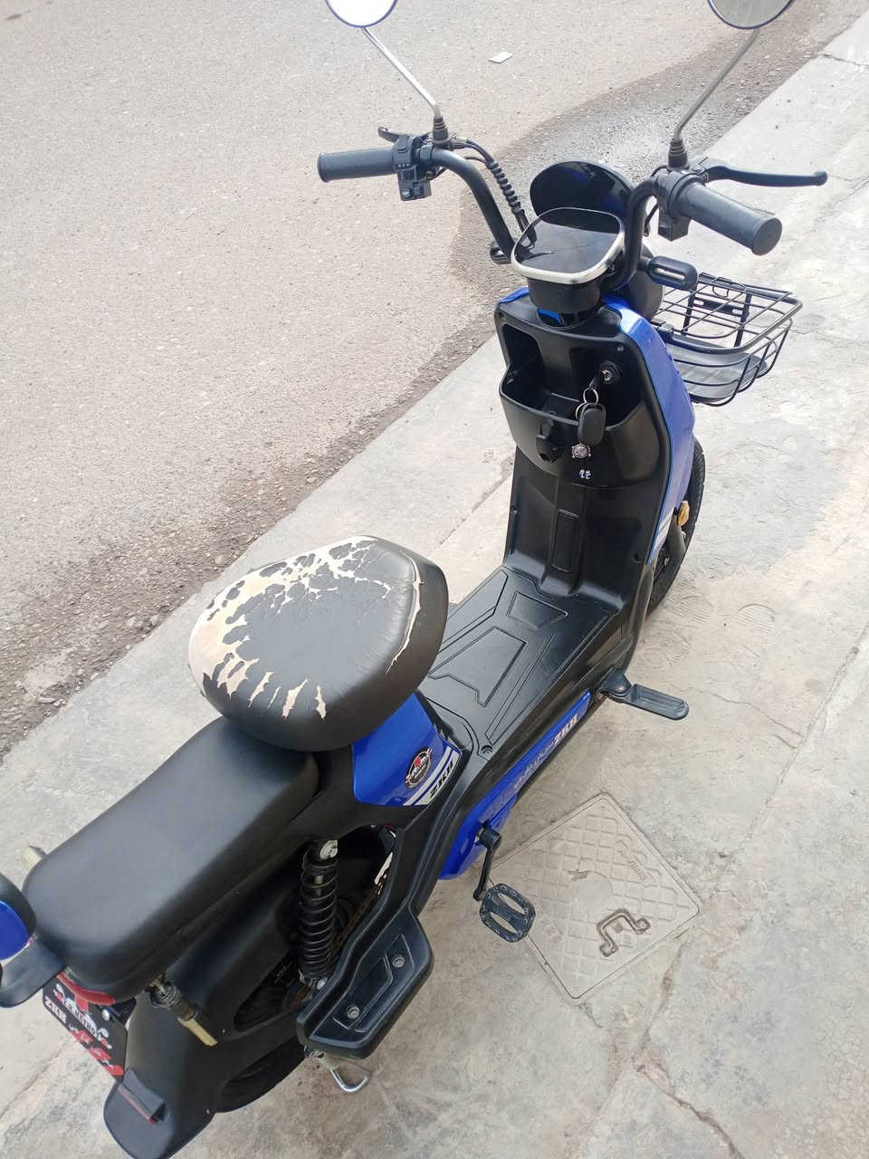 السلام عليكم ماطور شحن للبيع 
العنوان بلد الطاقة 
إتصال على الرقم 
***********
السعر على الخاص
