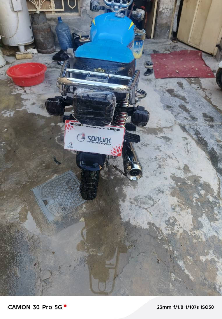 السلام عليكم سولنك موديل 2024 دراجه بحاله الزمالك جديده مكفوله كفاله عامه دراجه بصمه تشغيل عن بعد جيب فيتر وفحص اوراق اصوليه مكاني بغداد مدينه الصدر السعر750رقمي *********** بغداد, العراق
